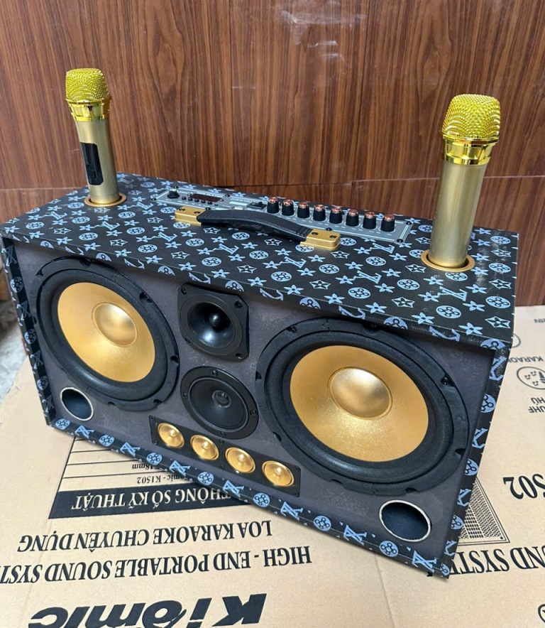 Loa Kiomic L8013 kèm 2 mic không dây